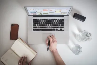 Laptop Business